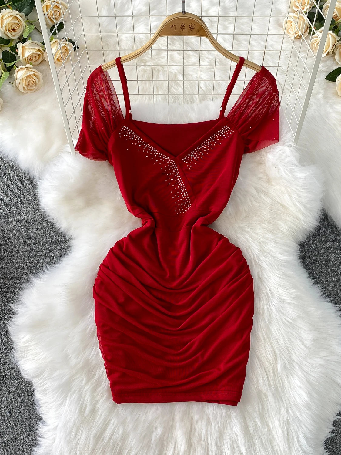 fitted lace wedding dress Marilyn Red Midi Dress main image 0