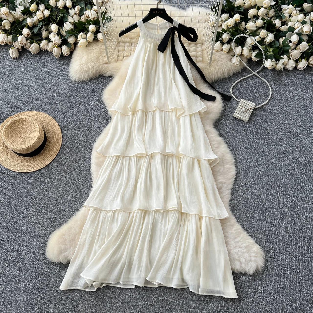 Sleeveless Layered White Dress With Bow